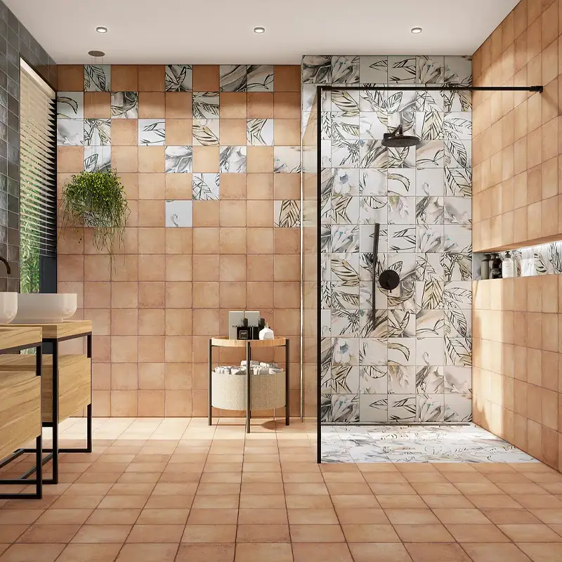 Bonito ambiente decorado con azulejo en la pared