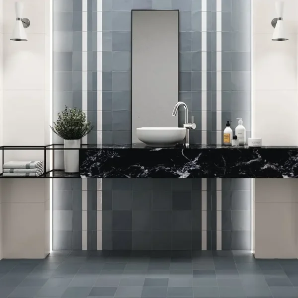 Diseño cuidado con azulejos cuadrados en baño para un estilo contemporáneo
