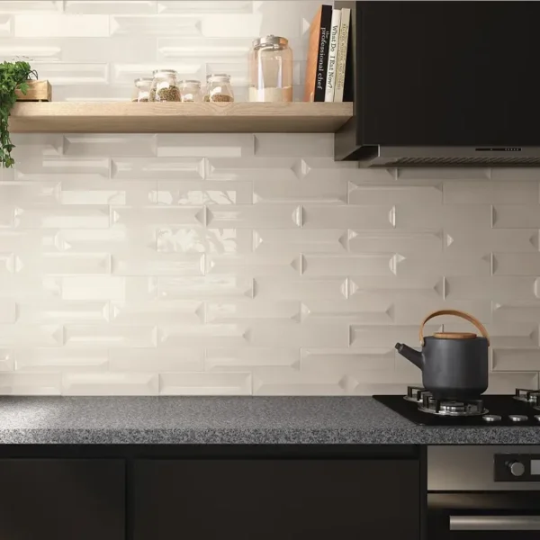 Ambiente compuesto con azulejos para cocina color crema