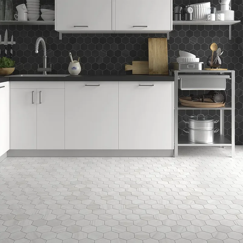 Cocina con azulejo hexagonal bien combinado