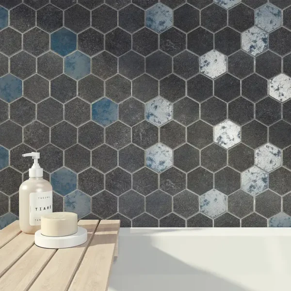 Espacio moderno con azulejos de mosaico