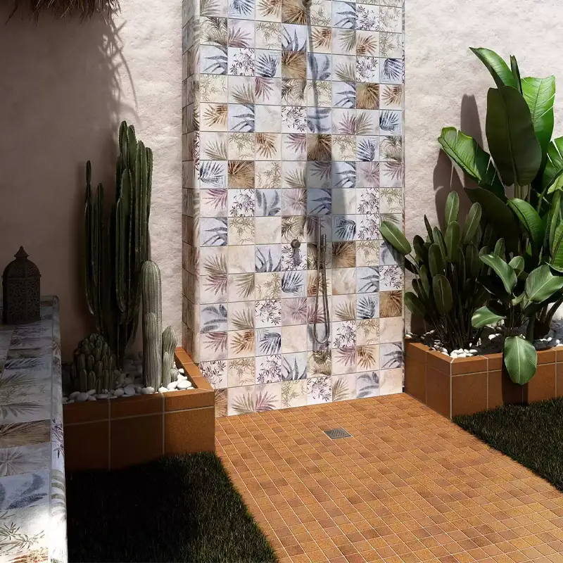 Bonito azulejo antideslizante para ducha al aire libre