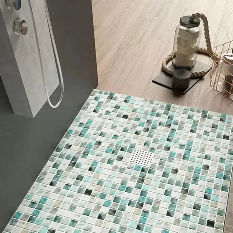 Estilo moderno con acabado limpio conseguido mediante el uso de gresite
