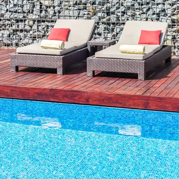 Azulejos imitación gresite para piscinas con efecto decorativo
